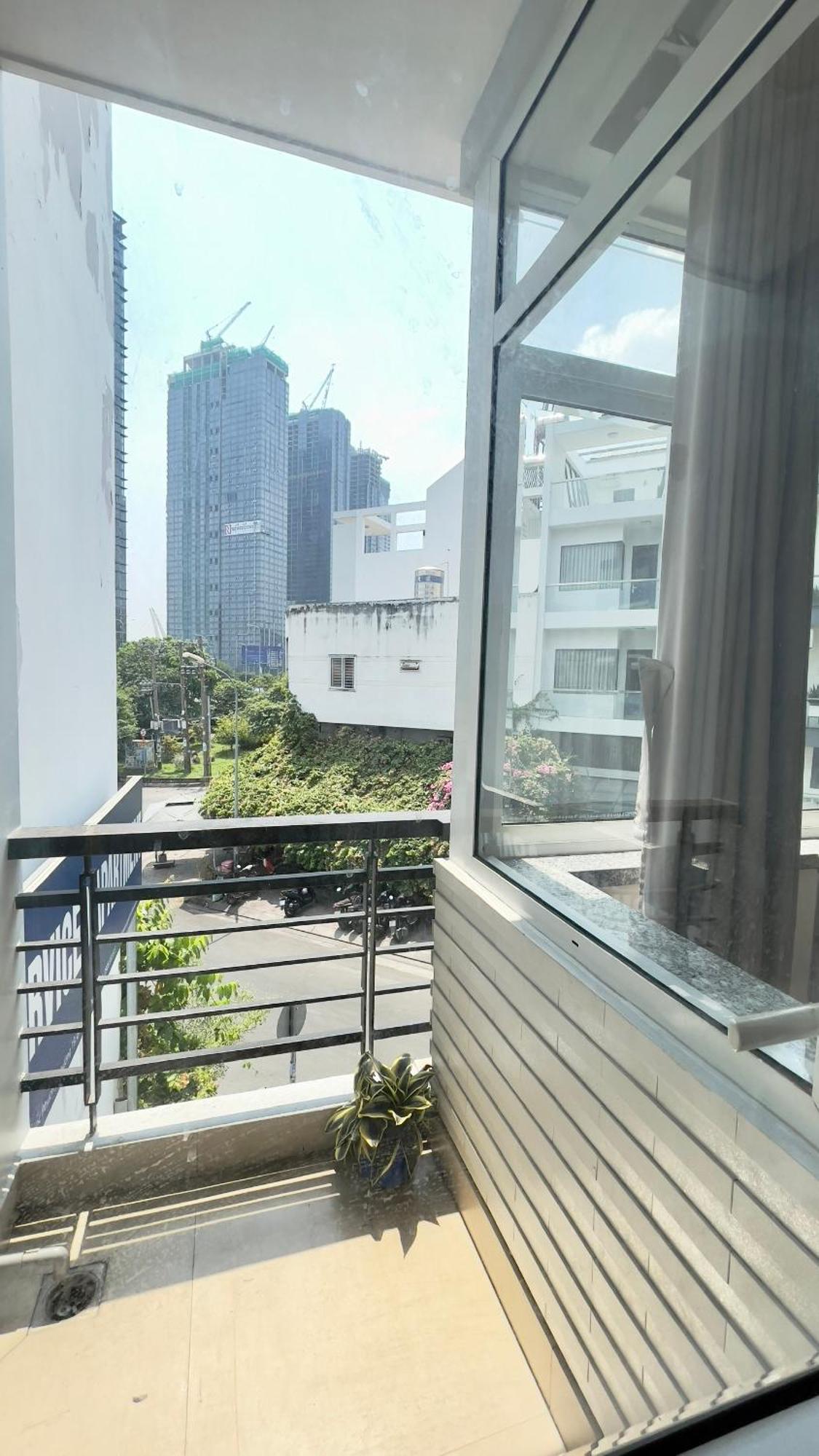 Mh Serviced Apartment Ho Şi Min Dış mekan fotoğraf